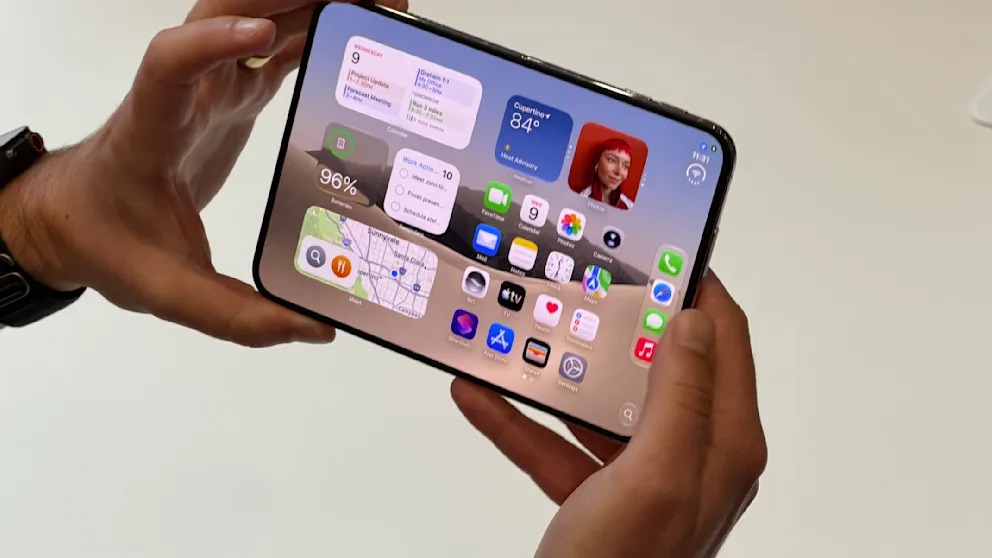 Developer Replikasi Animasi iPhone Duo di Galaxy Z Fold 8, Implementasi Menyeluruh Masih Terganjal Izin Android