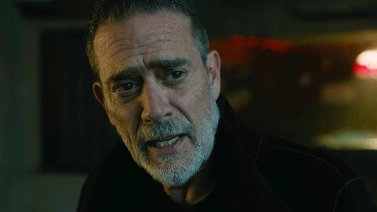 Aksi Negan di The Walking Dead Masih Membuat Jeffrey Dean Morgan Diteriaki di Jalan